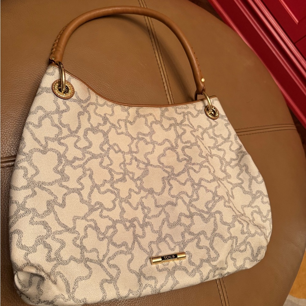 Stylish & Practical Tous Canvas Handbag With Sign… - image 1